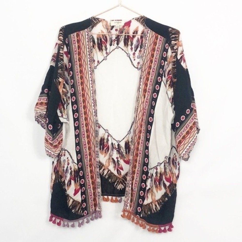 Umgee Boho Tassel Hem Kimono Like Mew Small/Medium RM-A